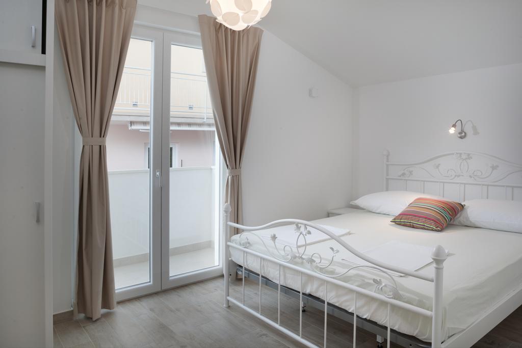 Apartments Marilka Podgora Zewnętrze zdjęcie